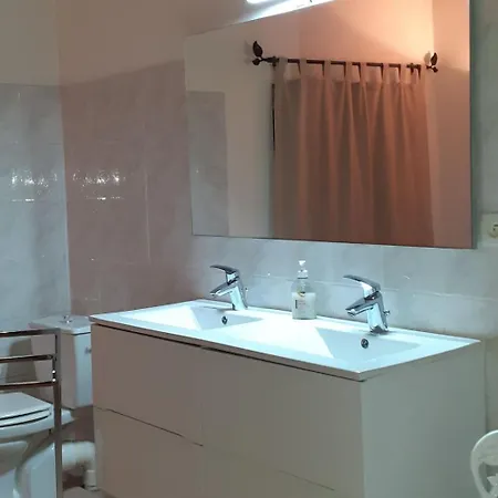 Σπίτι διακοπών Normannisches Mit Charme Les Chataigniers 1 By Interhome *