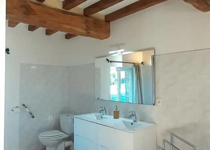 Normannisches Mit Charme Les Chataigniers 1 By Interhome Bretteville-du-Grand Caux